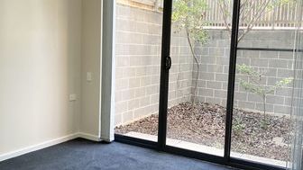 Renovated & affordable 3 bedroom unit - 14/5 Virginia St, Rosehill NSW 2142 - 4