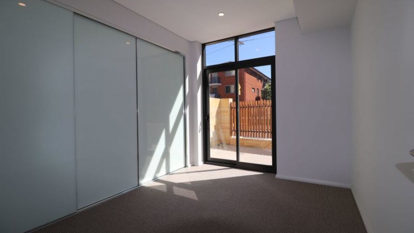 Modern courtyard apartment - National Rental Affordability Scheme (NRAS) - 6/30 George St, Leichhardt NSW 2040 - 3