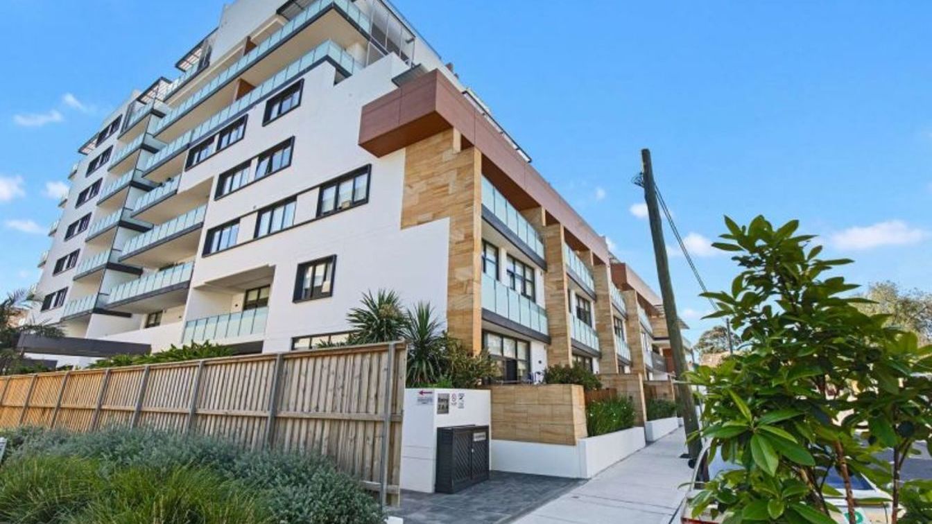 Modern courtyard apartment - National Rental Affordability Scheme (NRAS) - 6/30 George St, Leichhardt NSW 2040 - 5