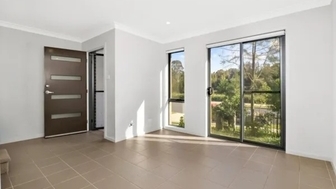 Stylish Townhouse - National Rental Affordability Scheme (NRAS) - 40 Thomas Icely Ave, Bungarribee NSW 2767 - 2