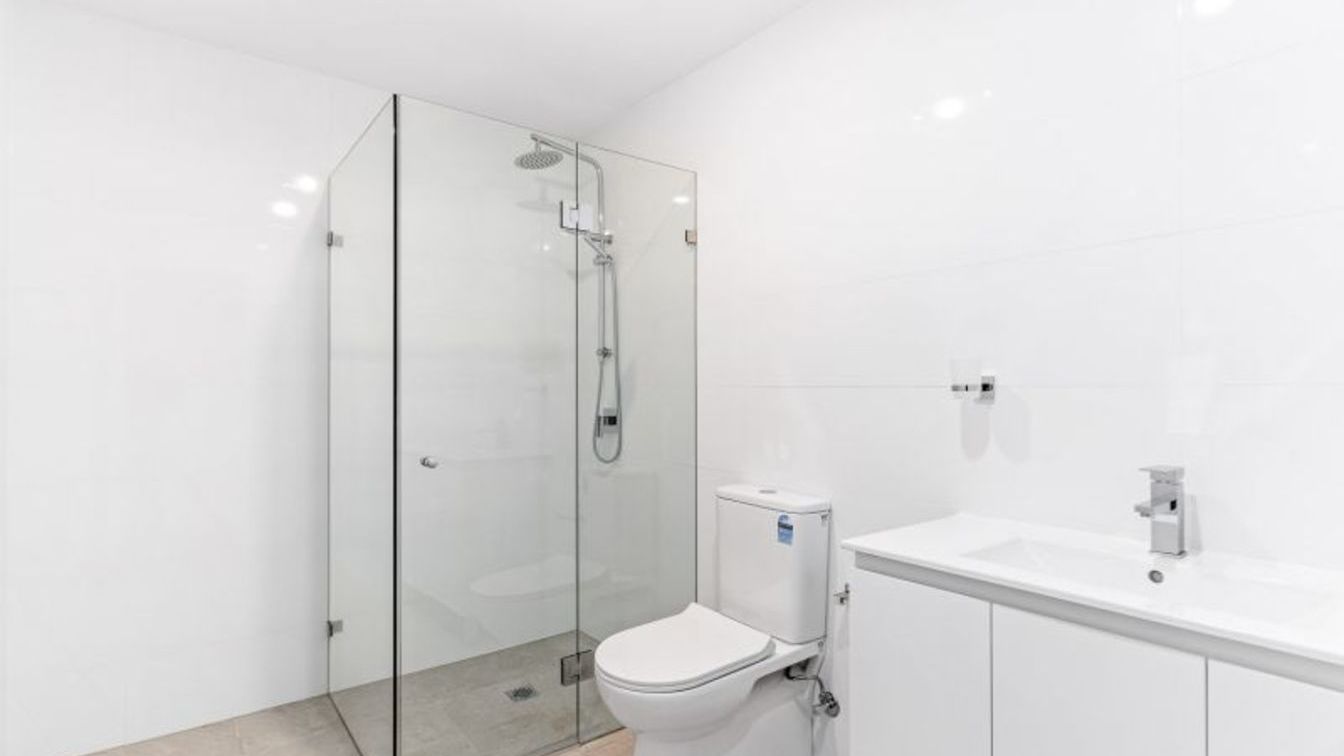 Brand new family home - Affordable Housing - 21A Charles St, Blacktown NSW 2148 - 6