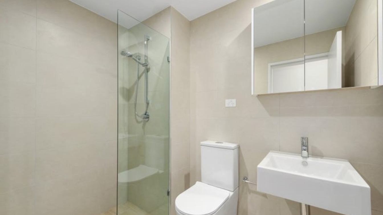 Spacious Apartment with Parking & Storage – Affordable Housing - 210/320 Taren Point Rd, Taren Point NSW 2229 - 5