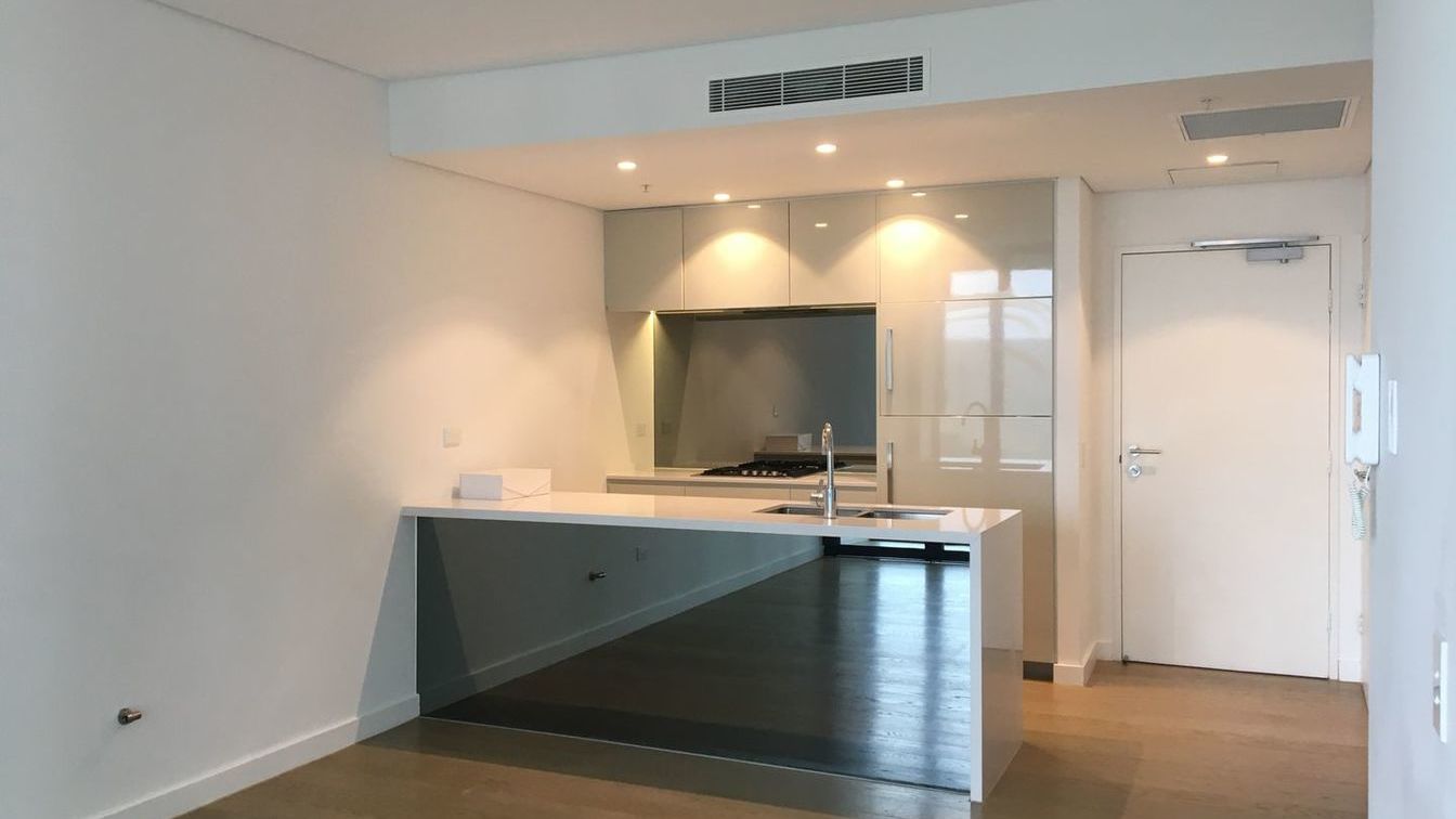 **AFFORDABLE** 1 BEDROOM IN AIR APARTMENTS (KEY WORKERS ONLY FOR THE NORTH SYDNEY COUNCIL AREA) - 707/10 Atchison St, Crows Nest NSW 2065 - 1