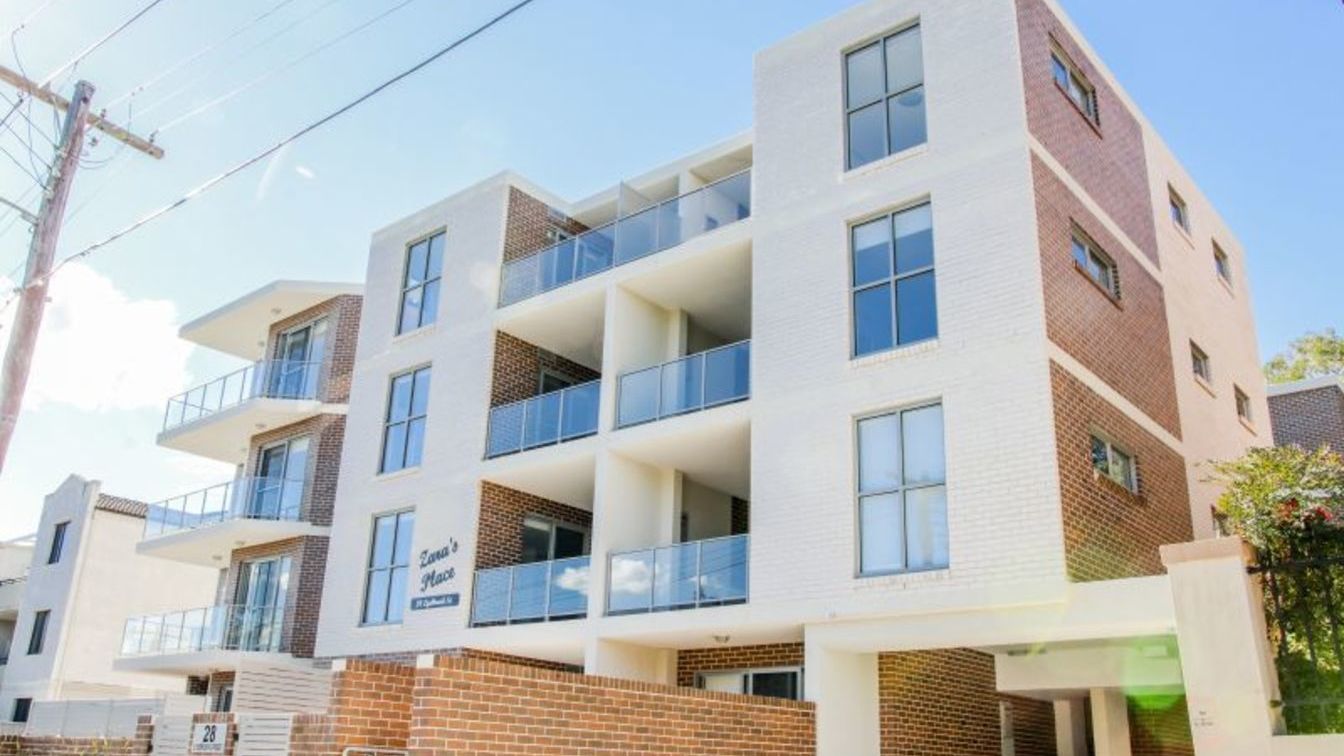 Spacious & Modern Two Bedroom Apartment - 10/26 Lydbrook St, Westmead NSW 2145 - 1