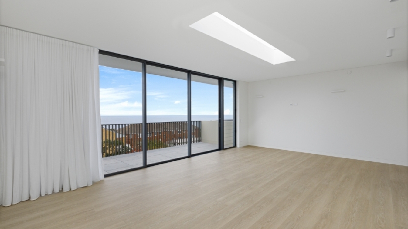 AFFORDABLE HOUSING 1 bed apartment with water views - 11/14 Fletcher St, Bondi NSW 2026 - 3