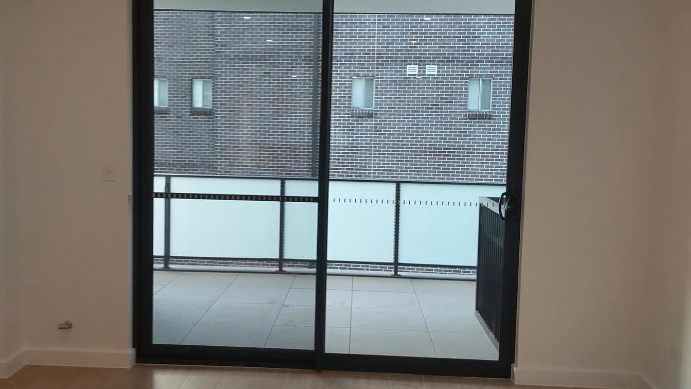 Modern 2-Bedroom Close to Parramatta CBD - 16/14 Good St, Westmead NSW 2145 - 3