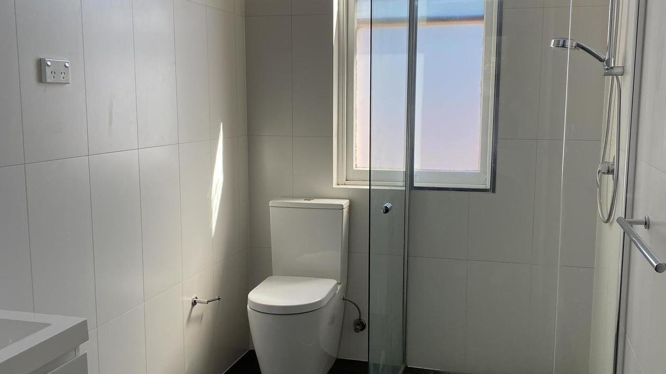 Refurbished Heritage Studio for Rent! Available Now! - 2/27 Paul St, Bondi Junction NSW 2022 - 6