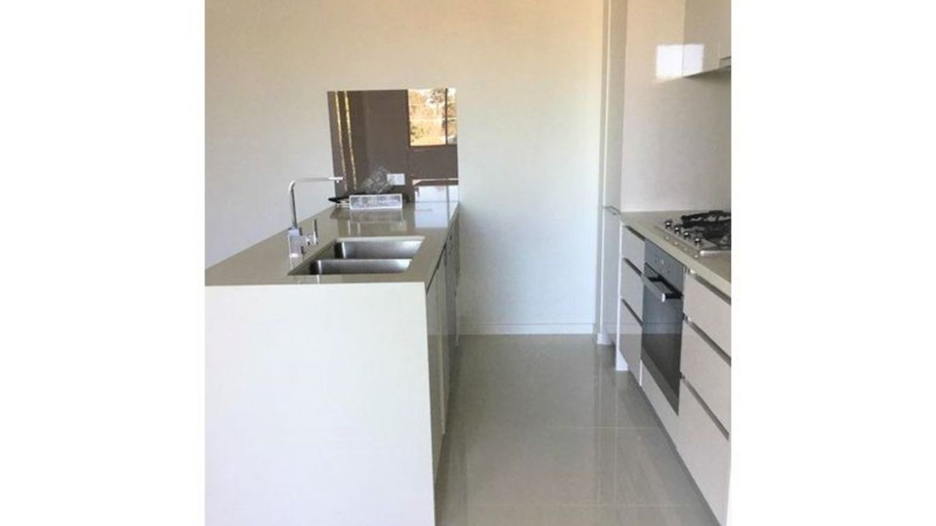 NEAR NEW AFFORDABLE 1 BEDROOM + STUDY UNIT - 301A/34-42 Penshurst St, Willoughby NSW 2068 - 6