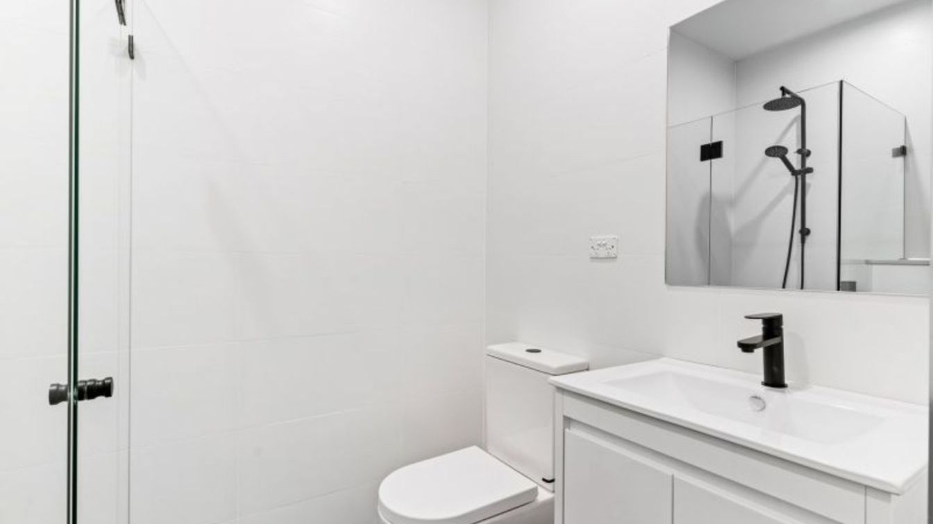 BRAND NEW 2 bedroom townhouse IDEAL for a couple - 4/14 Ventura Ave, Miranda NSW 2228 - 5