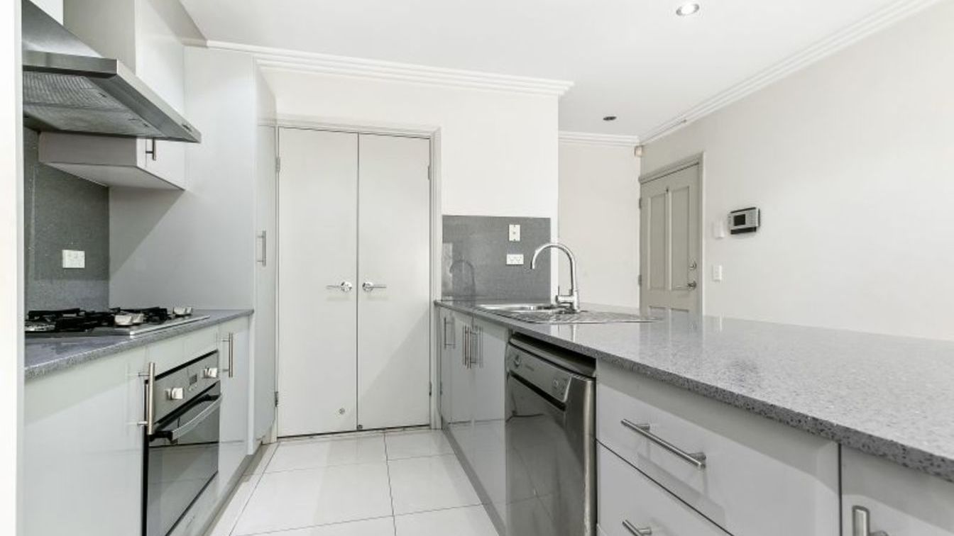 Spacious courtyard apartment - Affordable Housing - 5/34 Noble Ave, Strathfield NSW 2135 - 4