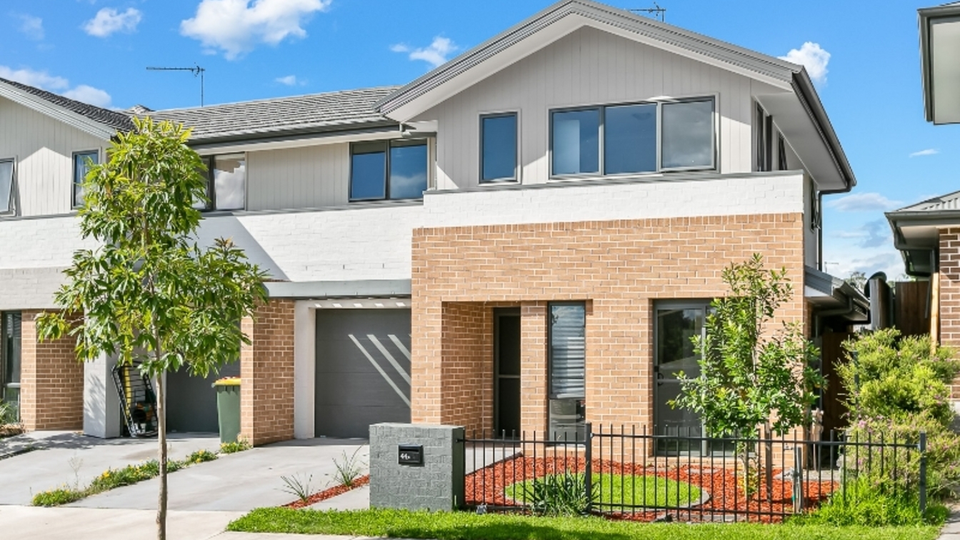 Stylish Townhouse - National Rental Affordability Scheme (NRAS) - 42 Birragu St, Bungarribee NSW 2767 - 1