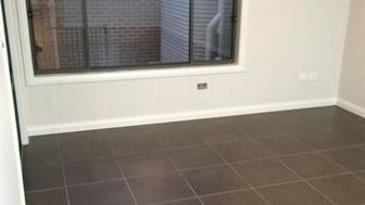 Family Friendly Home in Wadalba - 8/35 Figtree Blvd, Wadalba NSW 2259 - 3