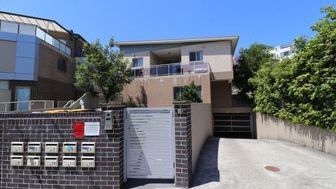 Spacious courtyard apartment - 5/34 Noble Ave, Strathfield NSW 2135 - 1