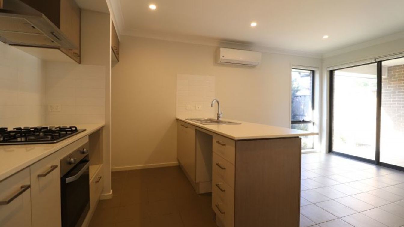Spacious Family Home - National Rental Affordability Scheme (NRAS) - 33 Trevor Housley Ave, Bungarribee NSW 2767 - 4