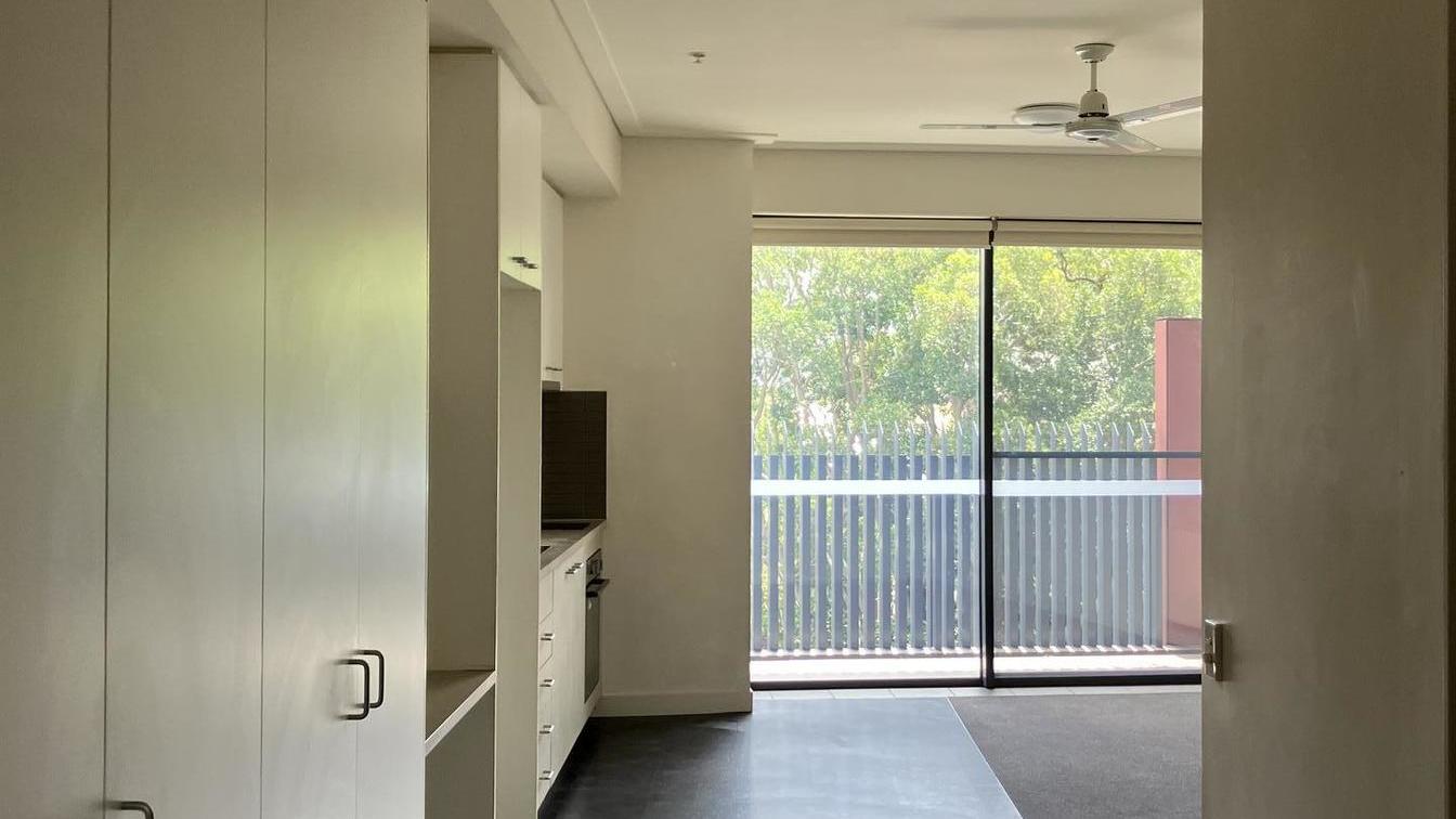 Security complex - Studio apartment - 31 Pyrmont Bridge Rd, Camperdown NSW 2050 - 1
