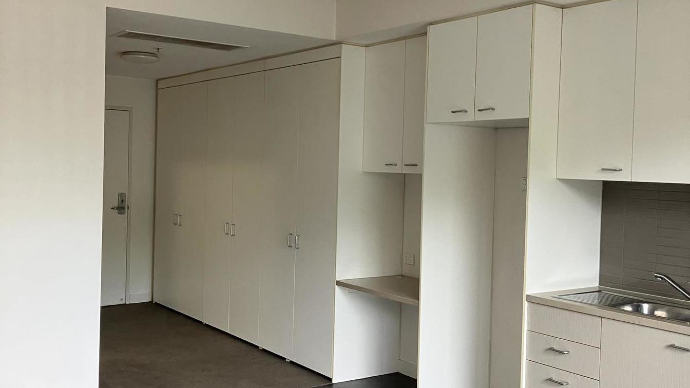 Security complex - Studio apartment - 31 Pyrmont Bridge Rd, Camperdown NSW 2050 - 5