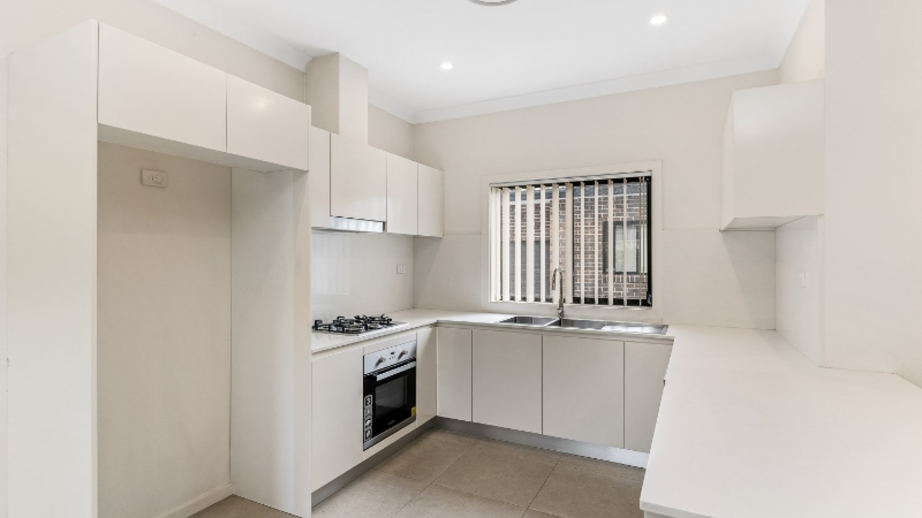 Desirable Single Level Townhouse (Affordable Rental Housing) - 9/27 Cairns St, Riverwood NSW 2210 - 2