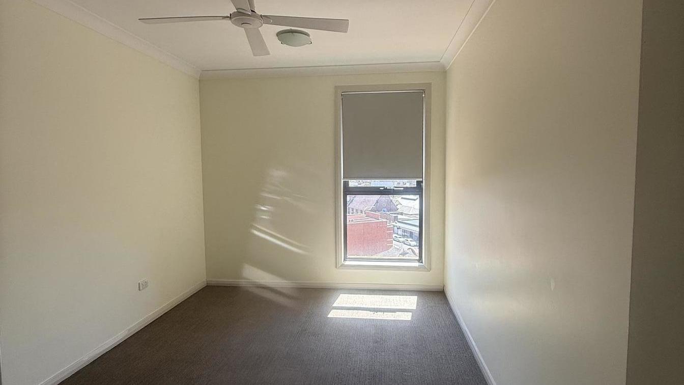 1 BEDROOM UNIT IN THE HEART OF FAIRFIELD AVAILABLE, APPLY NOW! - 701/5 Hamilton Rd, Fairfield NSW 2165 - 2