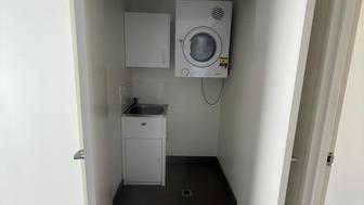 1 BEDROOM UNIT IN THE HEART OF FAIRFIELD AVAILABLE, APPLY NOW! - 701/5 Hamilton Rd, Fairfield NSW 2165 - 3