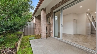 Affordable Housing - Modern Townhouse in Quiet Location - 34A Clanalpine St, Eastwood NSW 2122 - 2