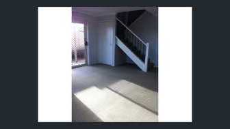 Modern and spacious 3-bedroom home  - 1/5 Crowther Dr, Junction Hill NSW 2460 - 3