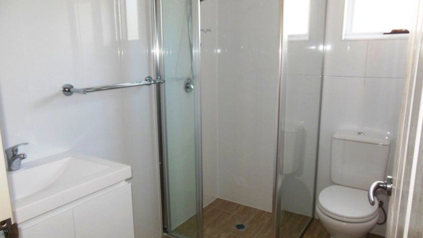 Affordable two bedroom unit - 24/51 Lachlan Street, Warwick Farm NSW 2170 - 3