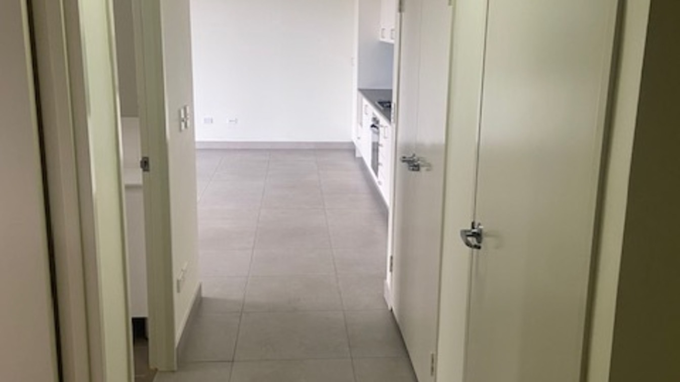 1-Bedroom Unit in the Heart of Fairfield – Available Now! - 406/7 Hamilton Rd, Fairfield NSW 2165 - 5
