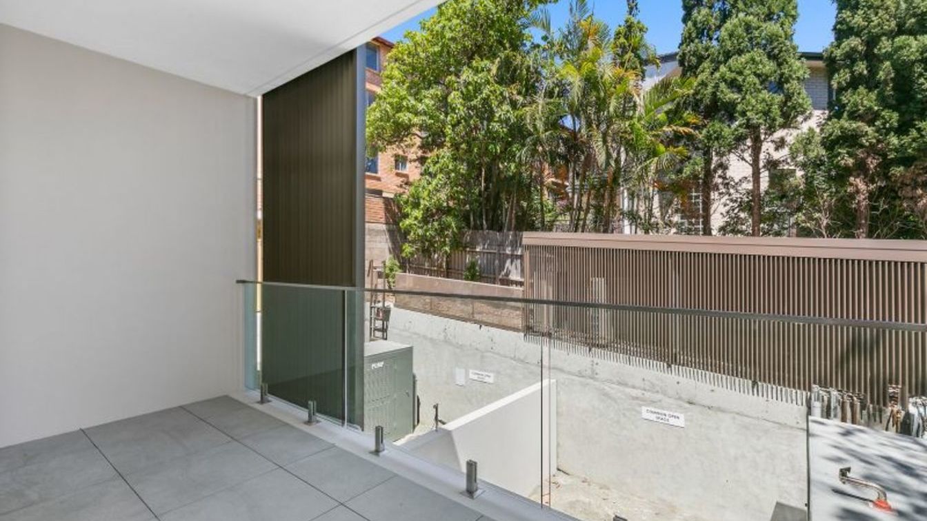 Brand New Apartment with walking distance to the Beach – Eligibility Criteria Applies - 9/300 Clovelly Rd, Clovelly NSW 2031 - 5