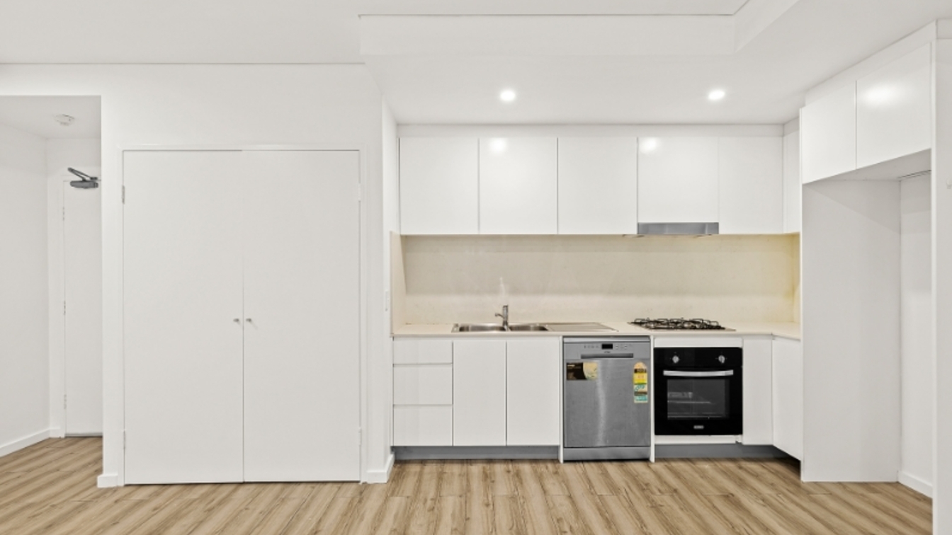 Stylish 2 Bedroom Courtyard Apartment (Affordable Housing 2009) - 1/77 Fifth Ave, Campsie NSW 2194 - 3