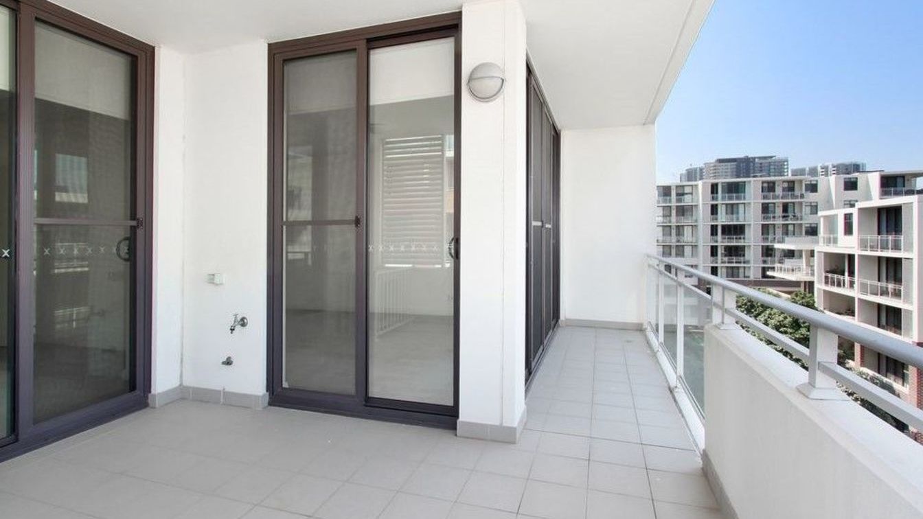 Affordable one bedroom apartment - 618/6 Baywater Drive, Wentworth Point NSW 2127 - 5