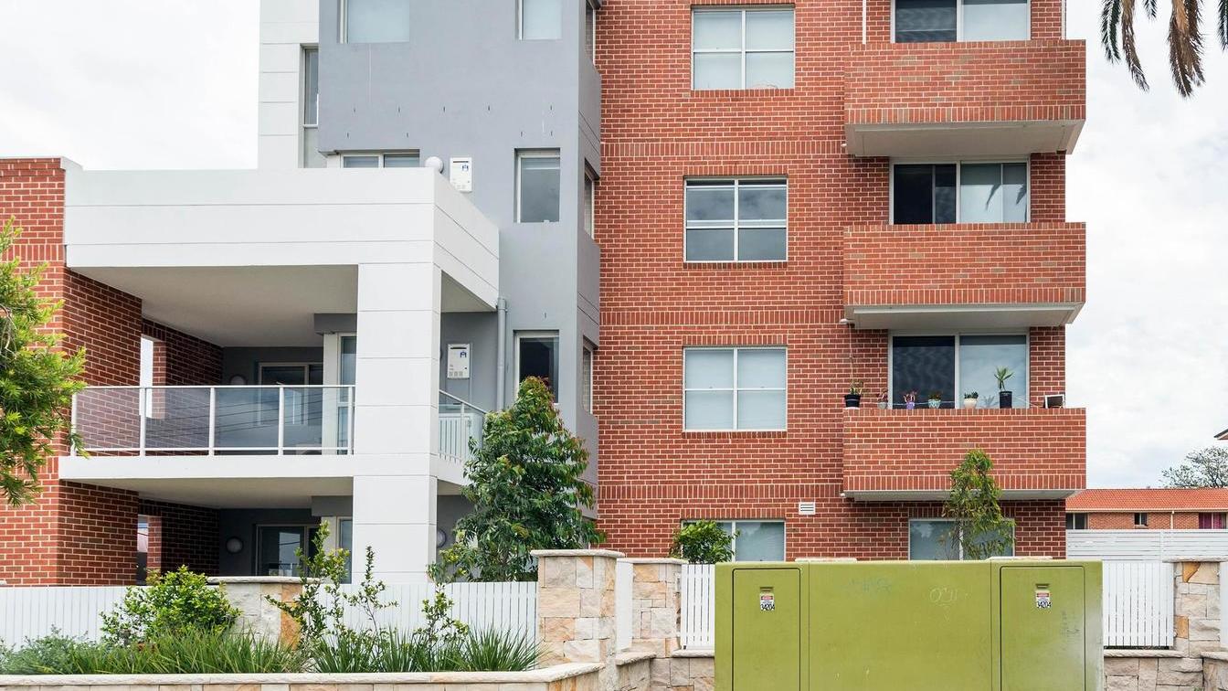 STYLISH 2 BEDROOM PROPERTY AVAILABLE! NRAS PROPERTY - 6 MONTHS LEASE ONLY - 11/140 Good St, Harris Park NSW 2150 - 1