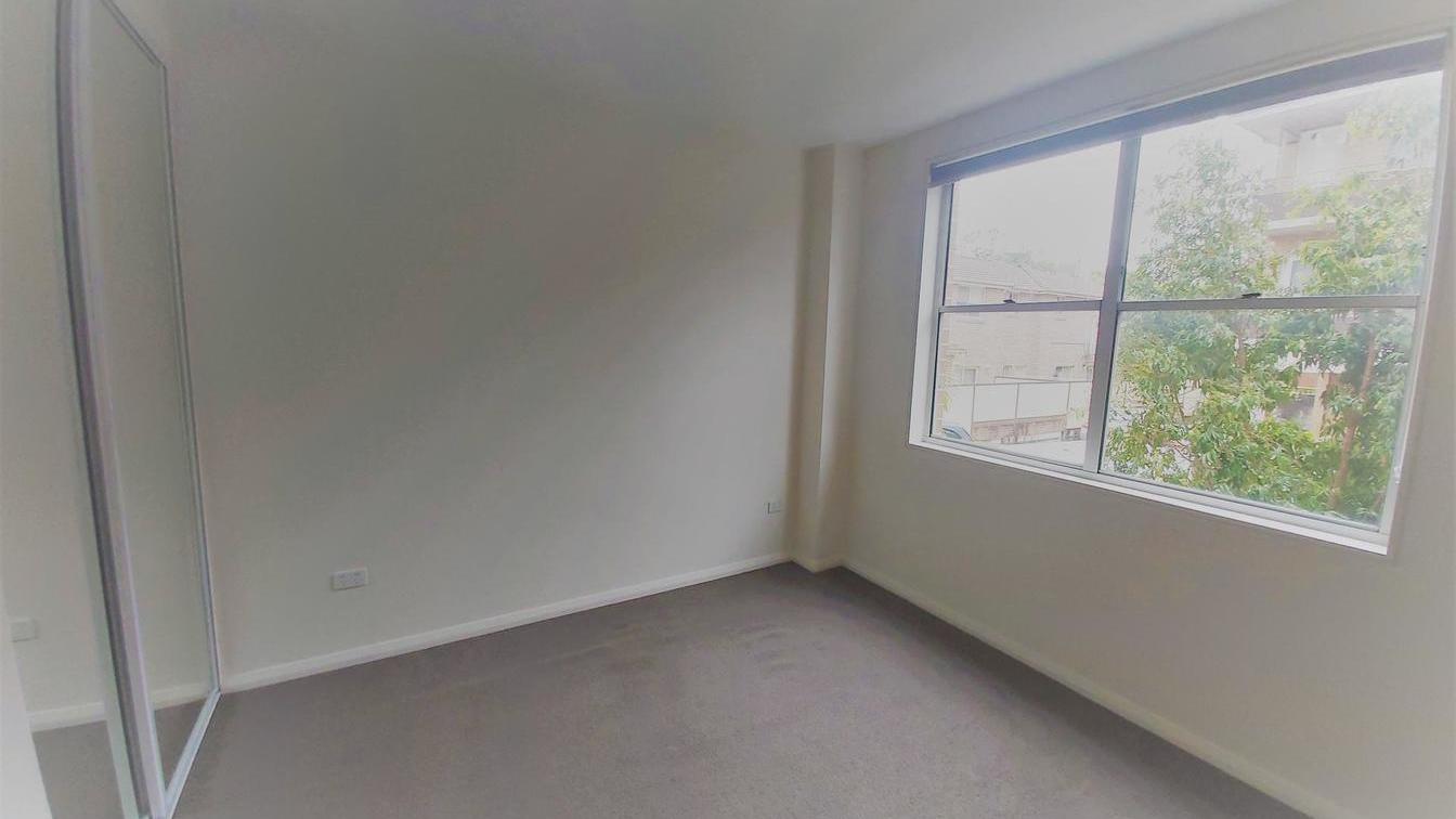 STYLISH 2 BEDROOM PROPERTY AVAILABLE! NRAS PROPERTY - 6 MONTHS LEASE ONLY - 11/140 Good St, Harris Park NSW 2150 - 4