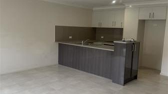 Lovely Villa Close to Town - 4/17 Table St, Port Macquarie NSW 2444 - 1