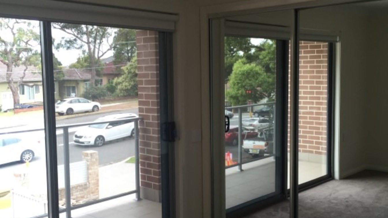 Family Friendly 2-bedroom Unit in Miranda! - 1/125 Kiora Rd, Miranda NSW 2228 - 3