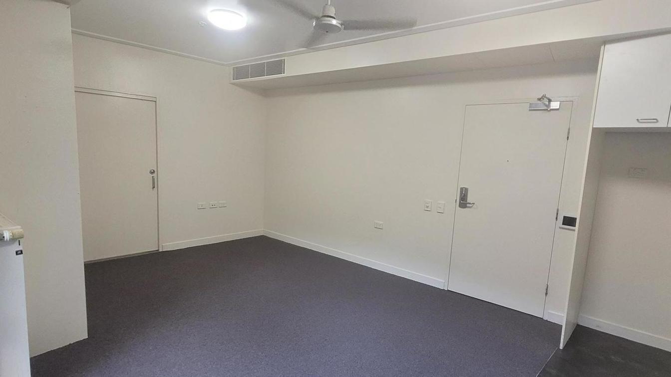 Security Complex - Studio Unit.  - 31 Pyrmont Bridge Rd, Camperdown NSW 2050 - 2