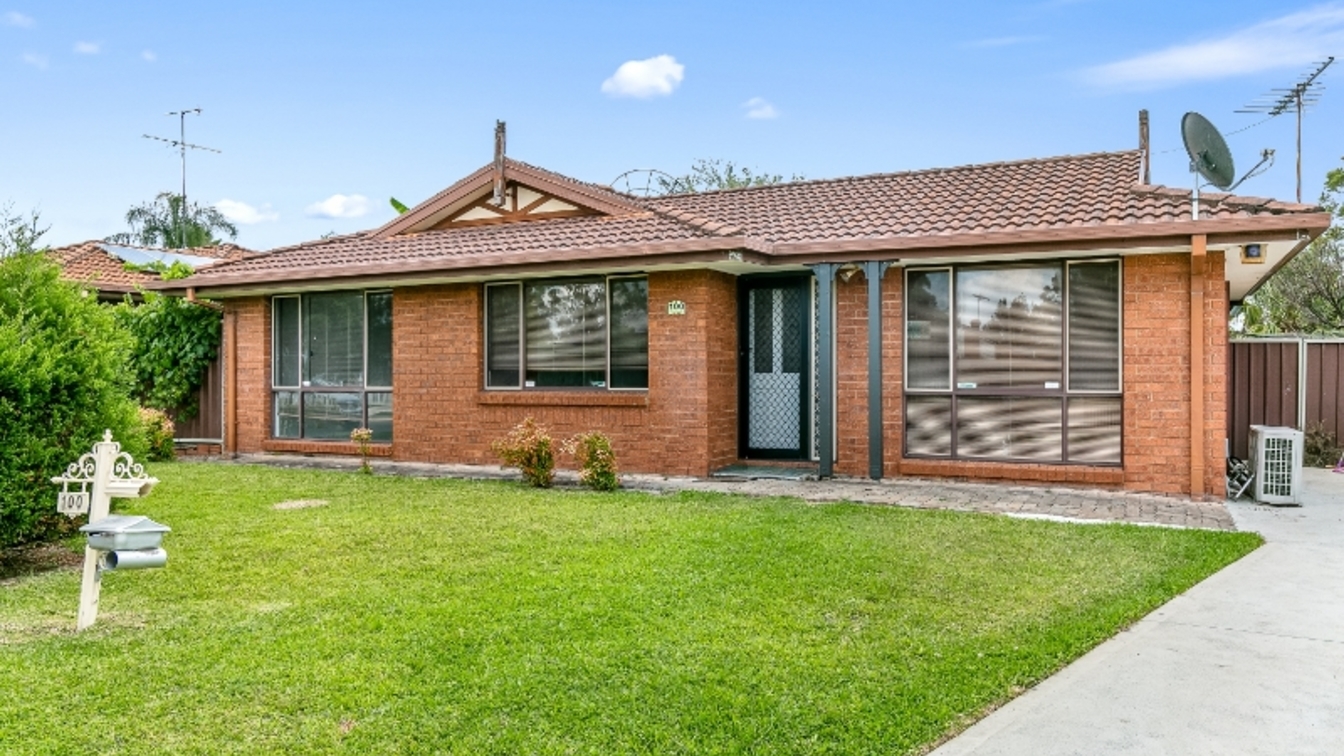Affordable Housing - Single Level Family Home - 100 Colebee Cres, Hassall Grove NSW 2761 - 1