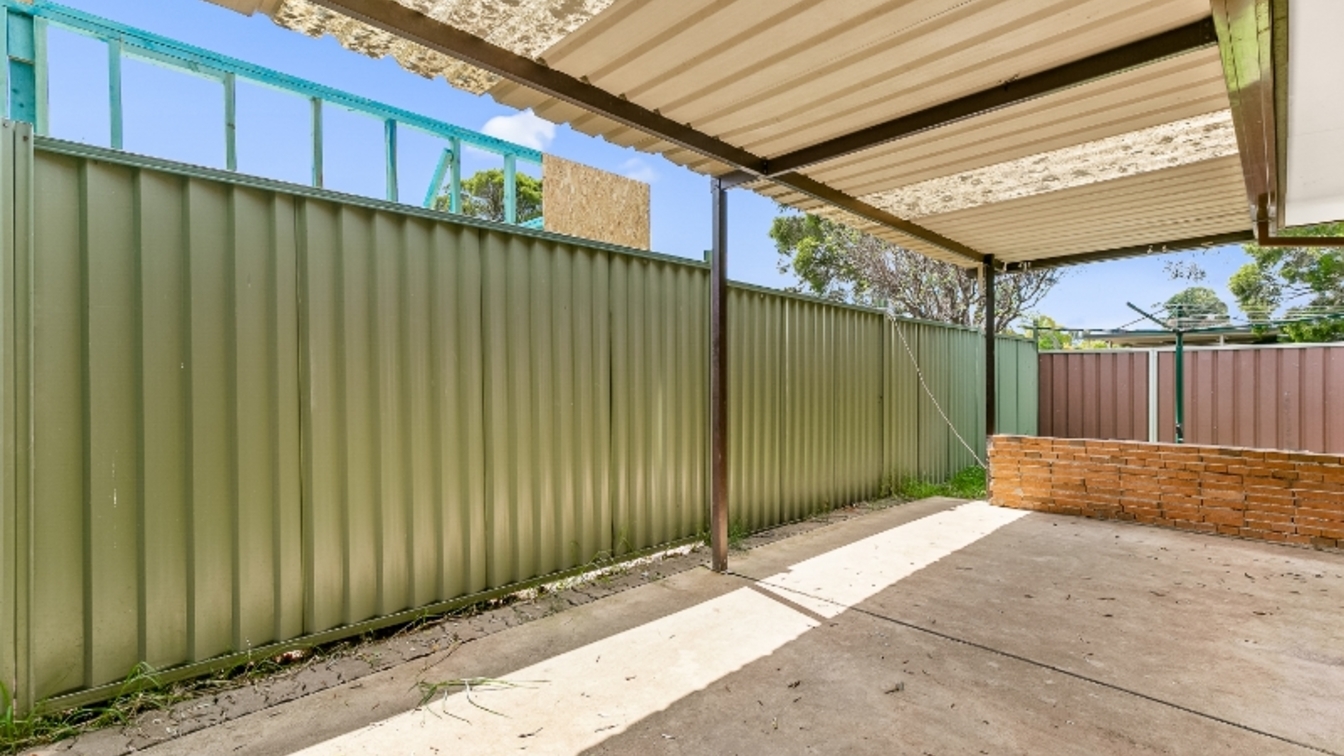Affordable Housing - Single Level Family Home - 100 Colebee Cres, Hassall Grove NSW 2761 - 4