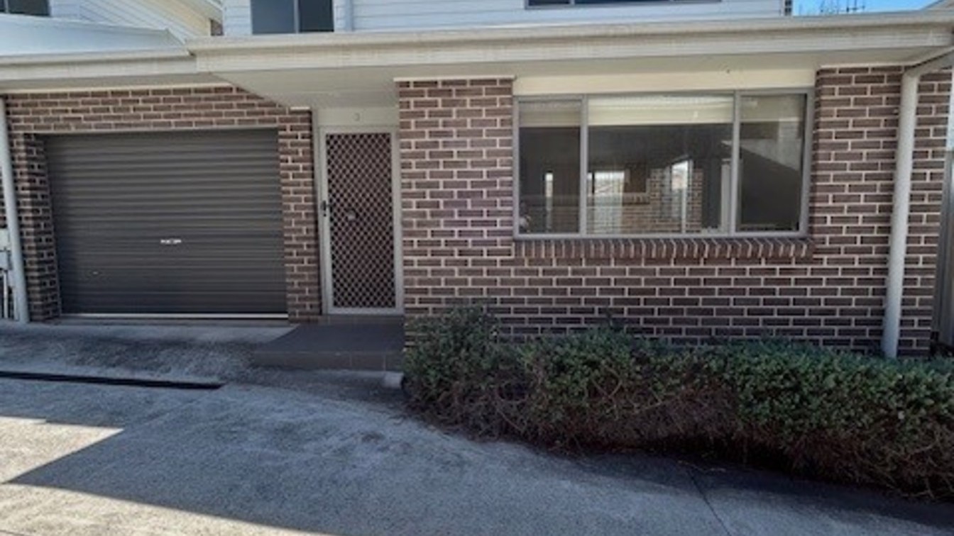 Two-bedroom Townhouse - 3/92 Marian Dr, Port Macquarie NSW 2444 - 1