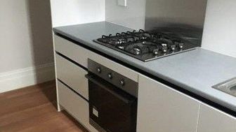Refurbished Heritage Studio for Rent! Available Now! - 27 Paul St, Bondi Junction NSW 2022 - 4