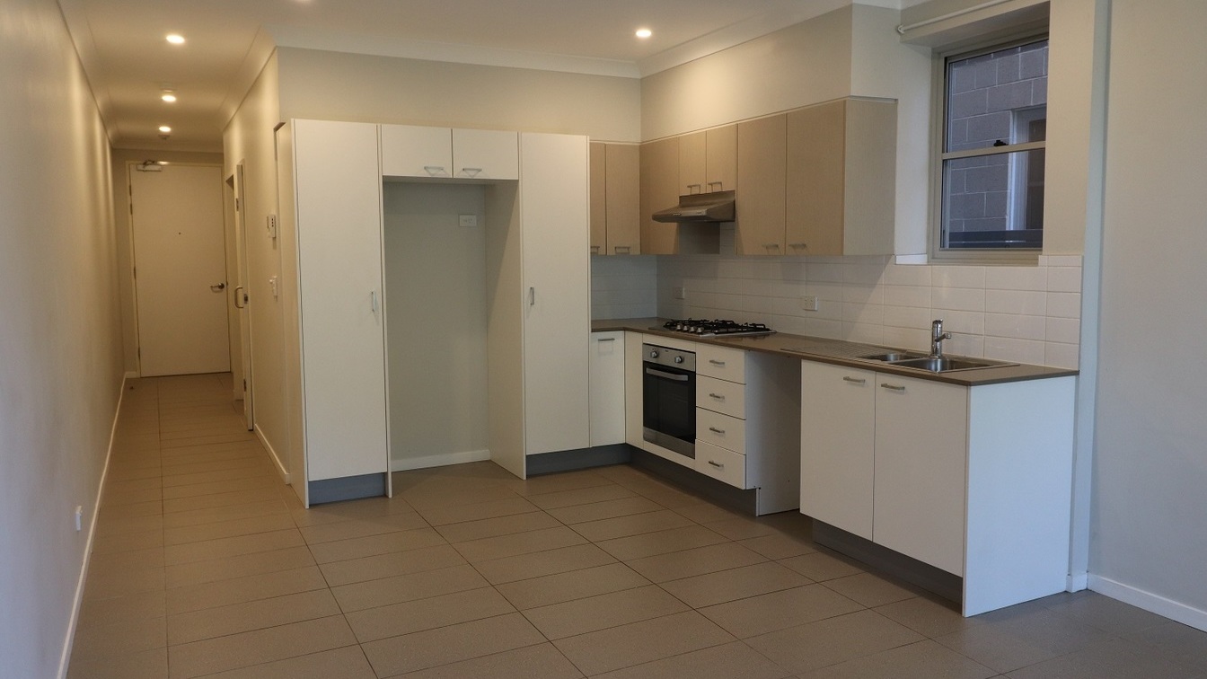 Neat and tidy one bedroom unit. - 104/16 Collett Parade, Parramatta NSW 2150 - 2