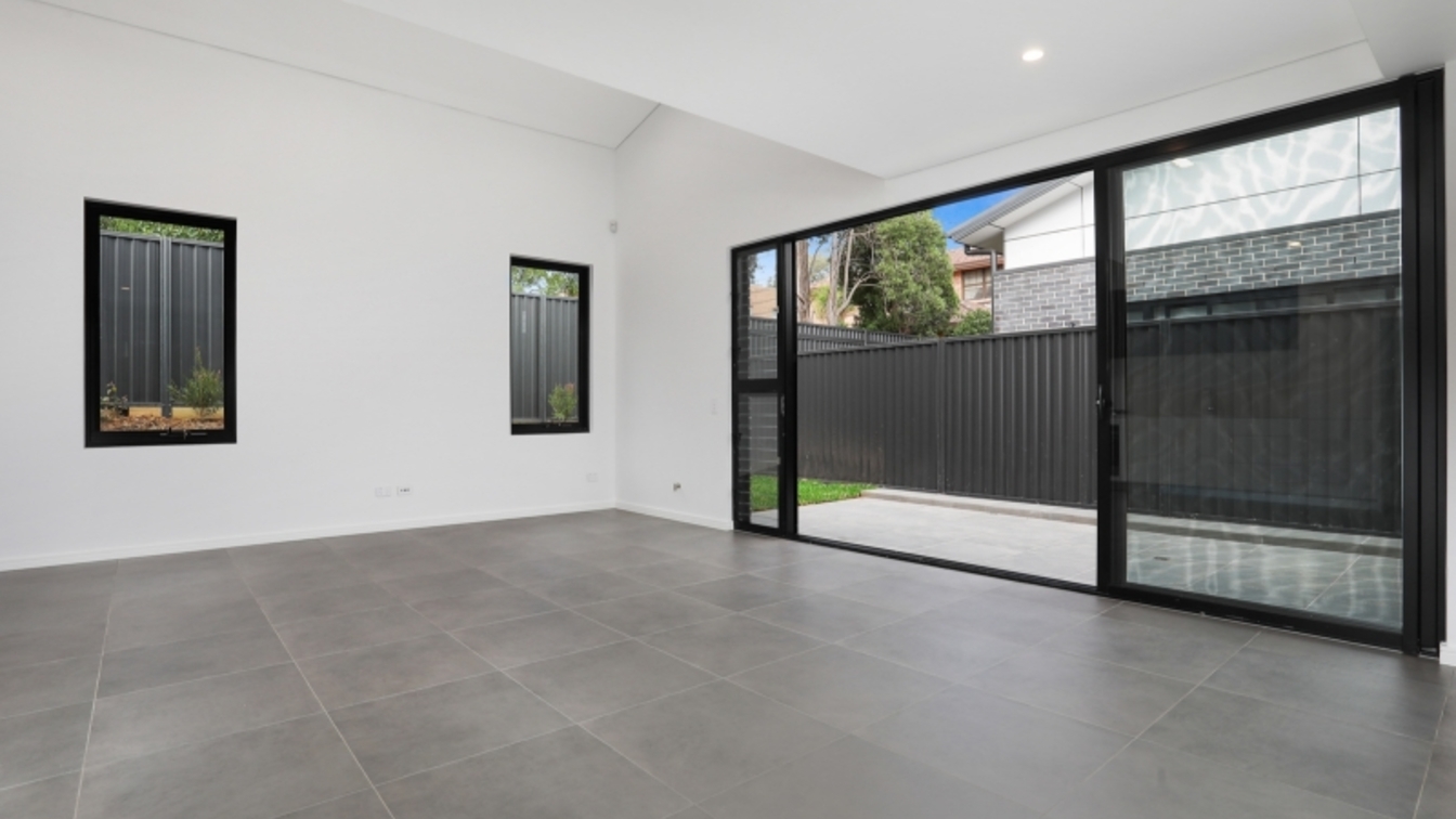 Delightful Modern Townhouse (Affordable Housing) - 7/86 Shorter Ave, Narwee NSW 2209 - 5