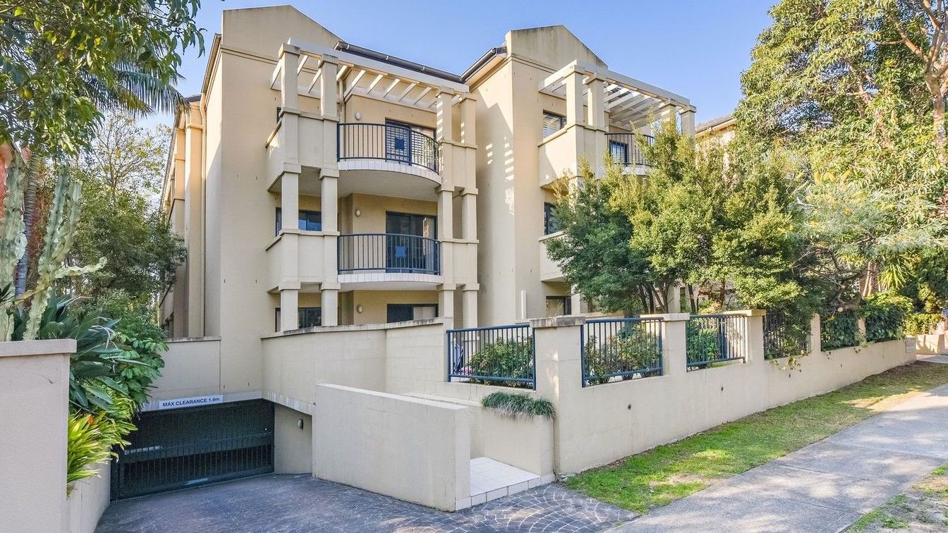 Immaculate 2 Bedroom Apartment - 4/14 Liverpool St, Rose Bay NSW 2029 - 1