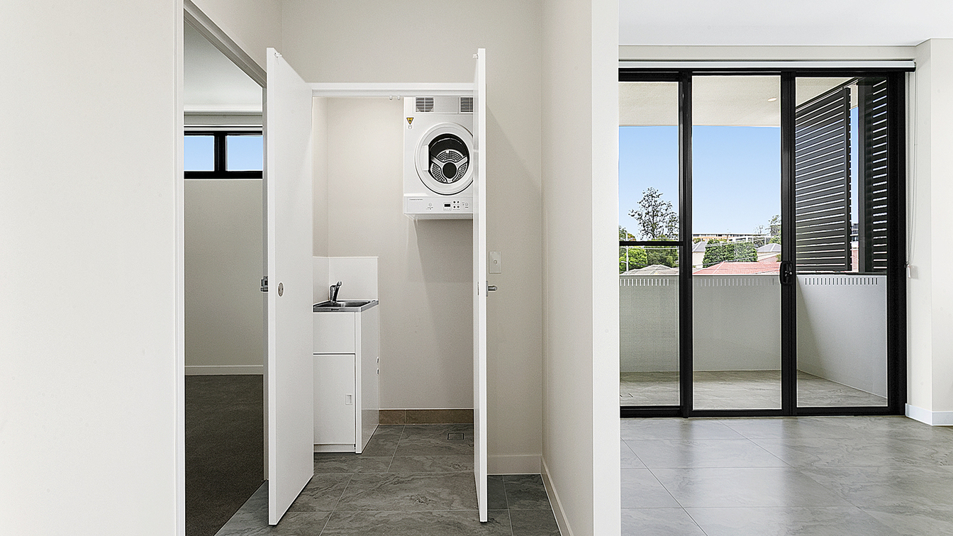 Stylish 2-Bedroom Apartment Near Parramatta CBD!!  - 13/62 Thomas St, Parramatta NSW 2150 - 4