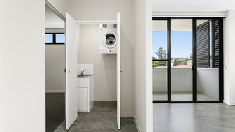 Stylish 2-Bedroom Apartment Near Parramatta CBD!!  - 13/62 Thomas St, Parramatta NSW 2150 - 4