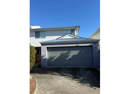 Spacious 3-Bedroom Townhouse with Private Backyard & Garage - 24 Friar Cl, Port Macquarie NSW 2444