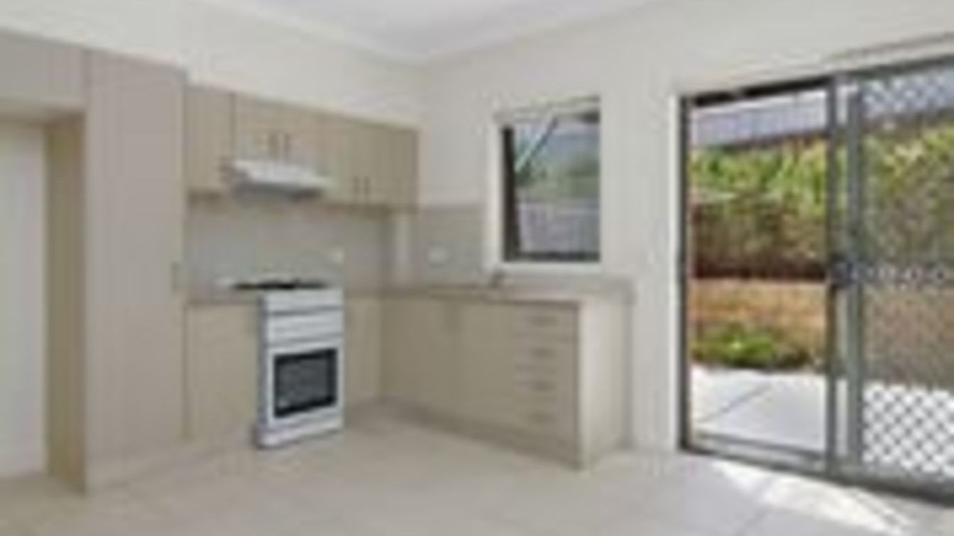 Affordable Two Storey Duplex - 90 Rowe Dr, Potts Hill NSW 2143 - 3