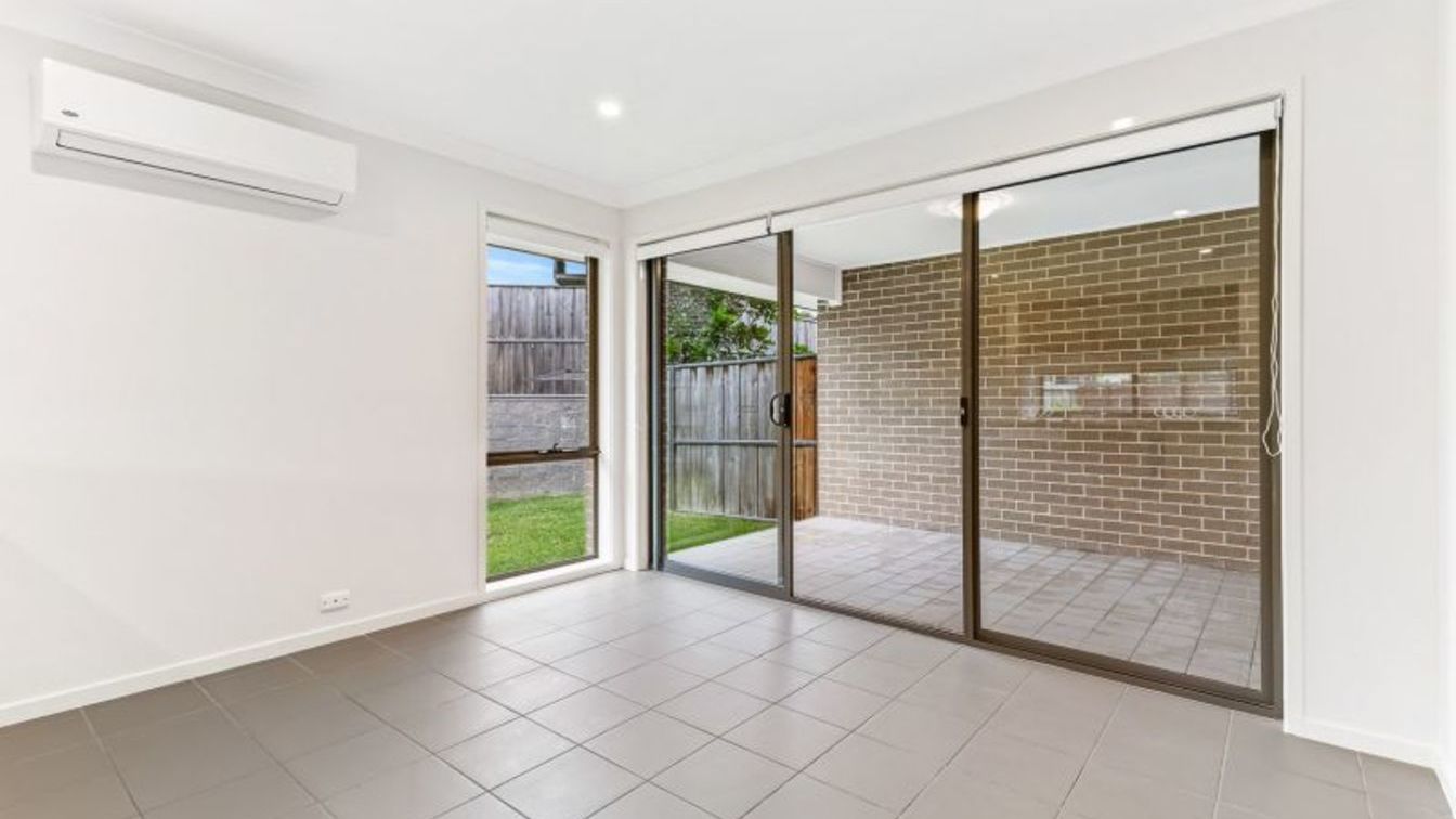 Spacious Family Home - 14 Emigrant Parade, Bungarribee NSW 2767 - 1