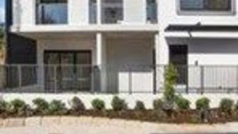 Modern Studio Apartment in the Heart of Bondi Junction - 8/8 Council St, Bondi Junction NSW 2022 - 2