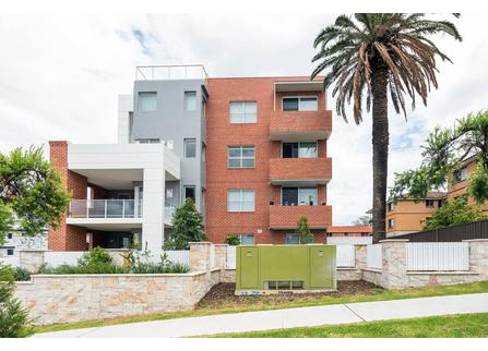 MODERN ONE BERDOOM IN A PRIME LOCATION! LEASE UNTIL FEB 2026  - 12/140 Good St, Harris Park NSW 2150