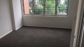 MODERN ONE BERDOOM IN A PRIME LOCATION! LEASE UNTIL FEB 2026  - 12/140 Good St, Harris Park NSW 2150 - 4